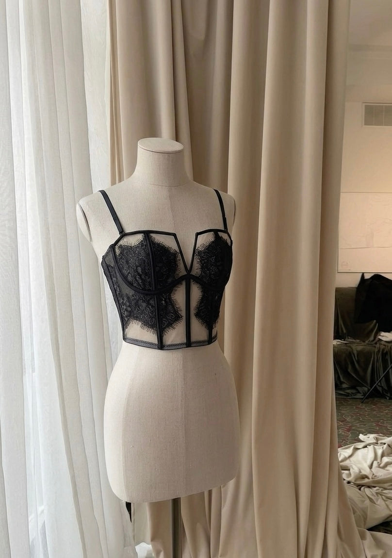 Bustier Alma – Corset en Encaje Negro con transparencia