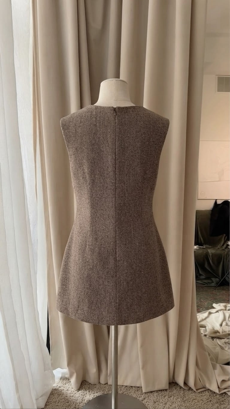 Vestido Recoleta Corto para Mujer, con Cuello en V, Cintura Ajustada