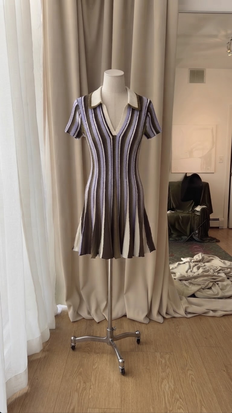 Vestido Tango de Manga Corta con Rayas y Corte Ajustado