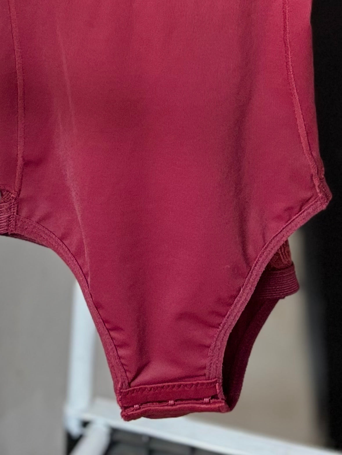 Body moldeador sin costuras para mujer con sujetador