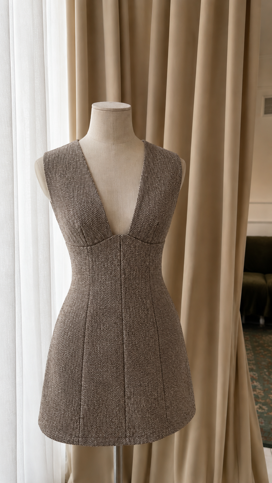 Vestido Recoleta Corto para Mujer, con Cuello en V, Cintura Ajustada