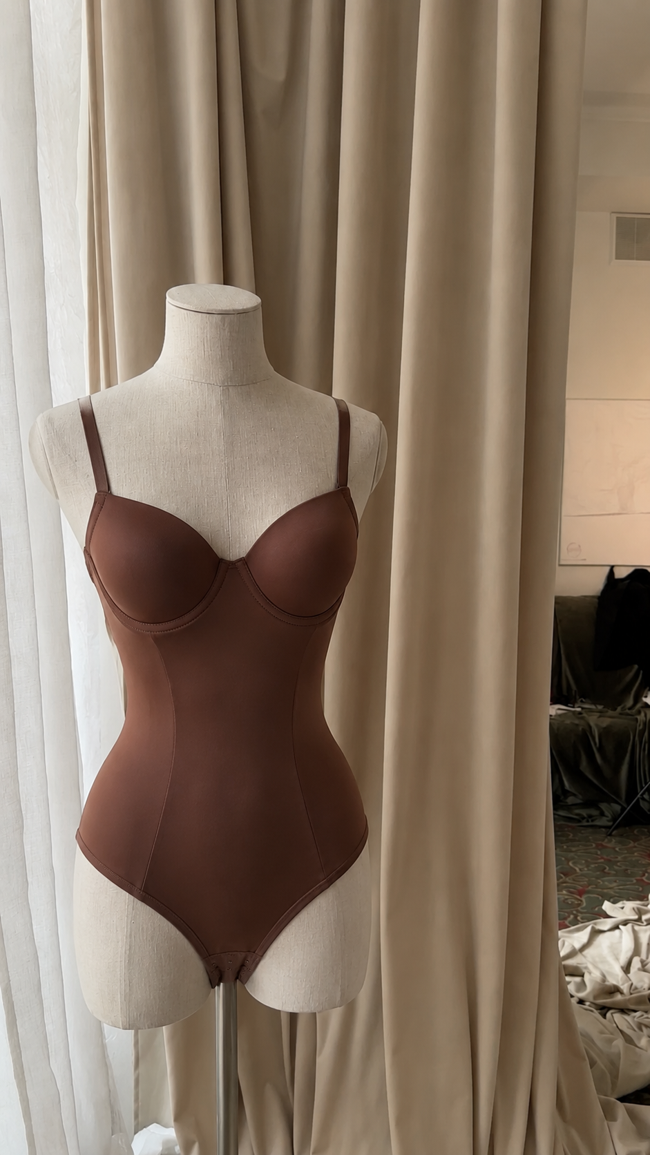 Body moldeador sin costuras para mujer con sujetador
